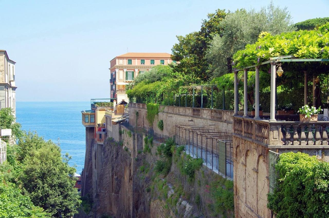 Bed and Breakfast Relais Sorrento Terrace&Relax Exterior foto